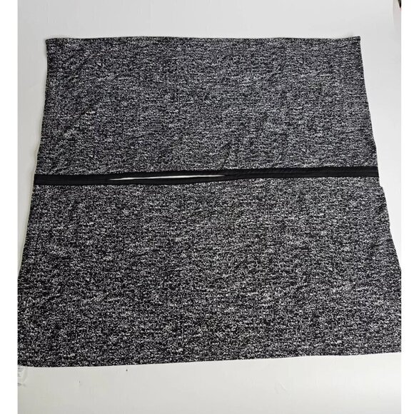 Lululemon Vinyasa Convertible Scarf Wrap Space Dye Black  NWOT Lululemon Vinyasa Wrap Scarf Black White Print One Size Convertible